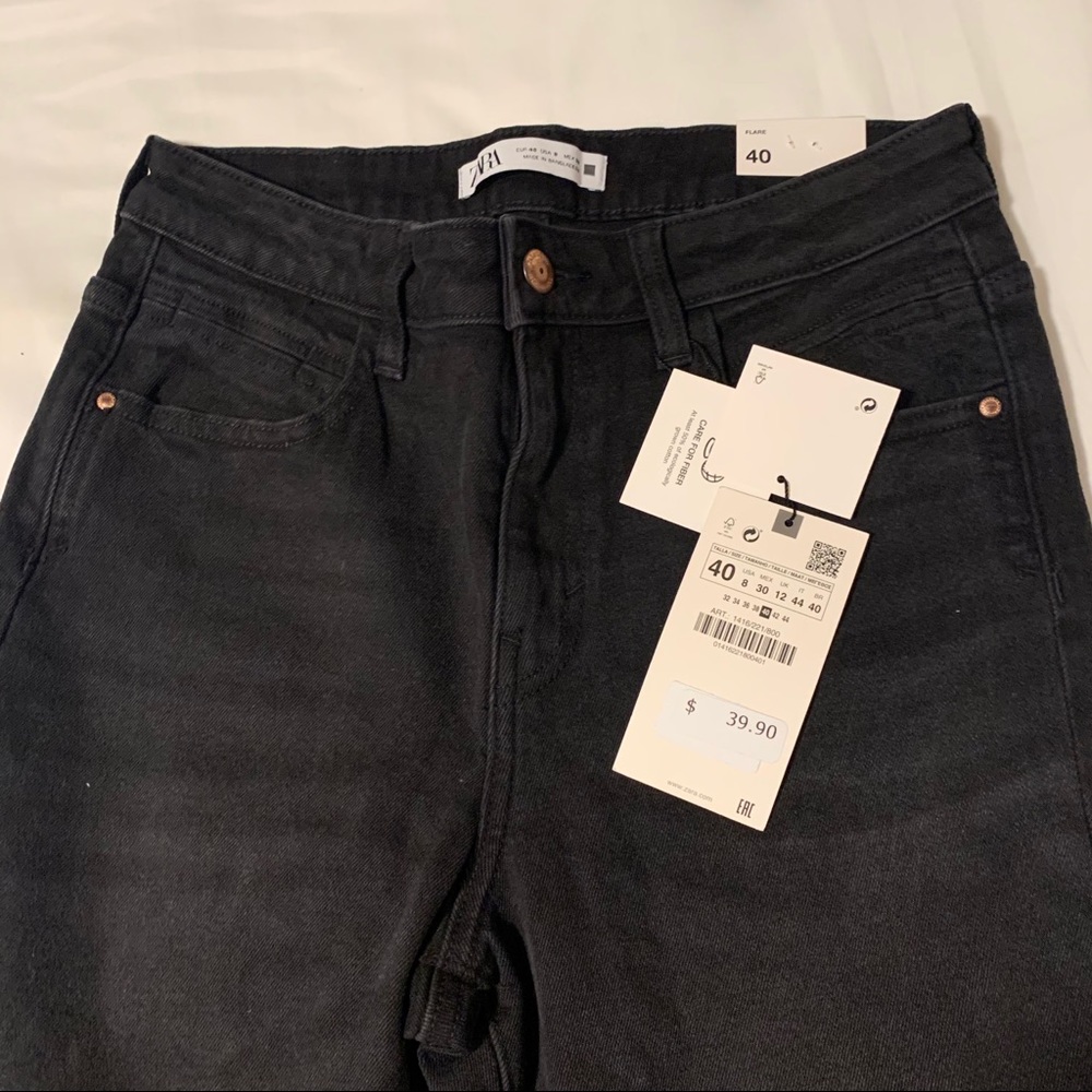 ZARA MID RISE FLARE JEANS